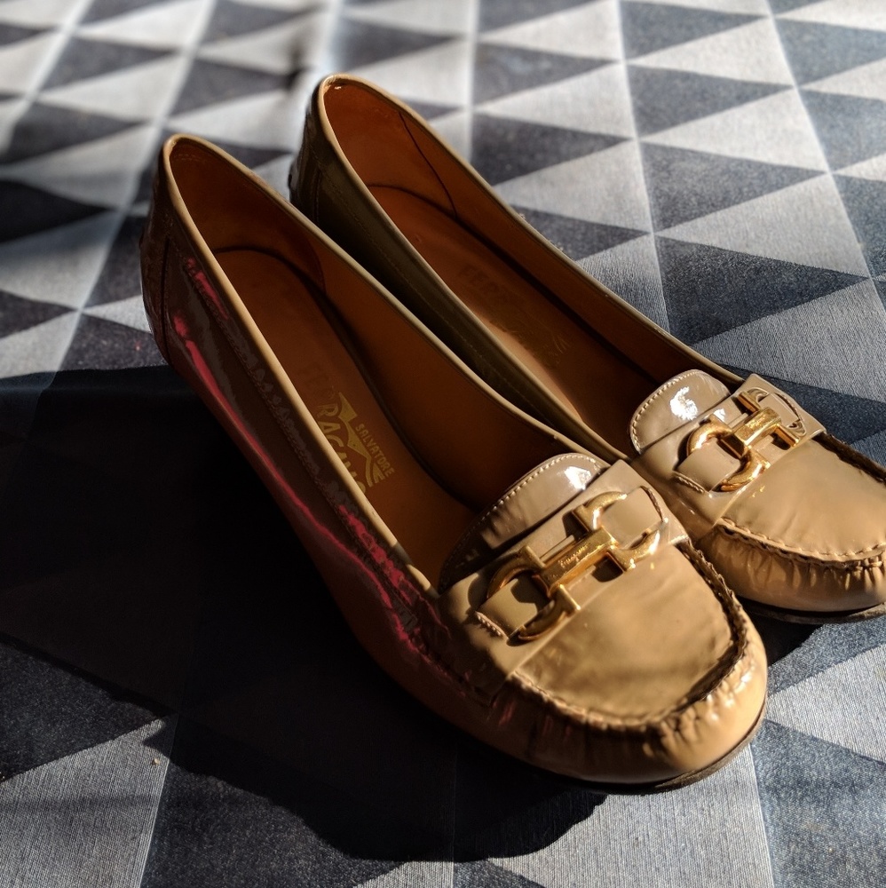 Salvatore Ferragamo - Heeled loafer
